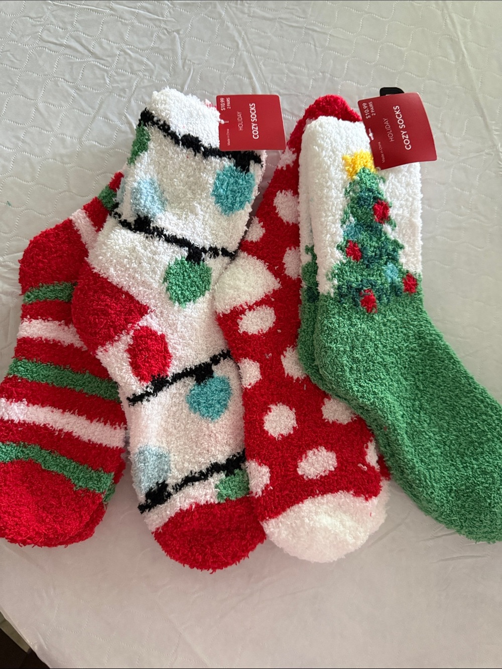 Holiday Socks Cozy Red & Green Plush 4 Pairs